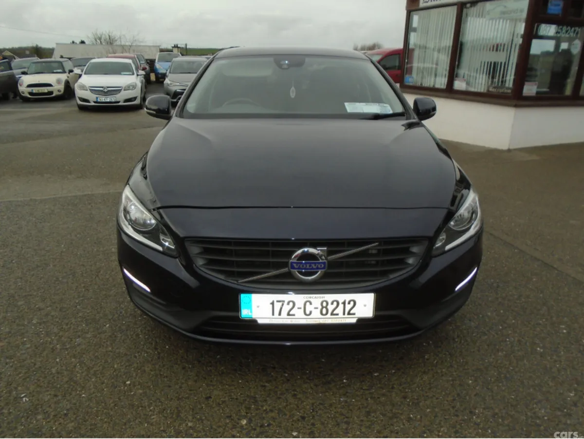 Volvo S60 Saloon, Diesel, 2017, Blue