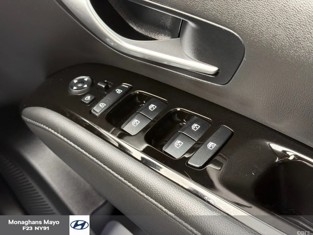 Hyundai Tucson MPV, Petrol Hybrid, 2024, Blue