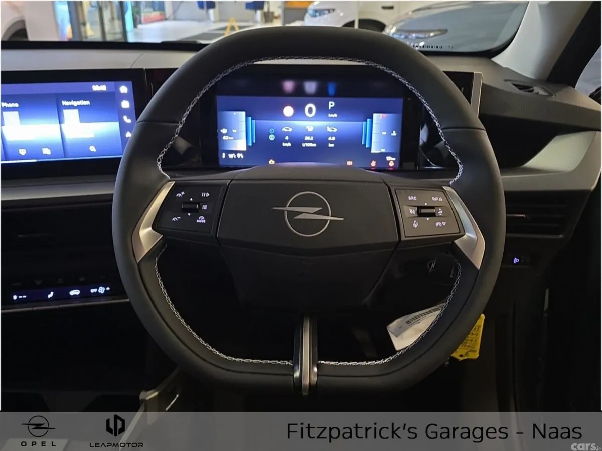 Opel Frontera SUV, Petrol Hybrid, 2026, Green