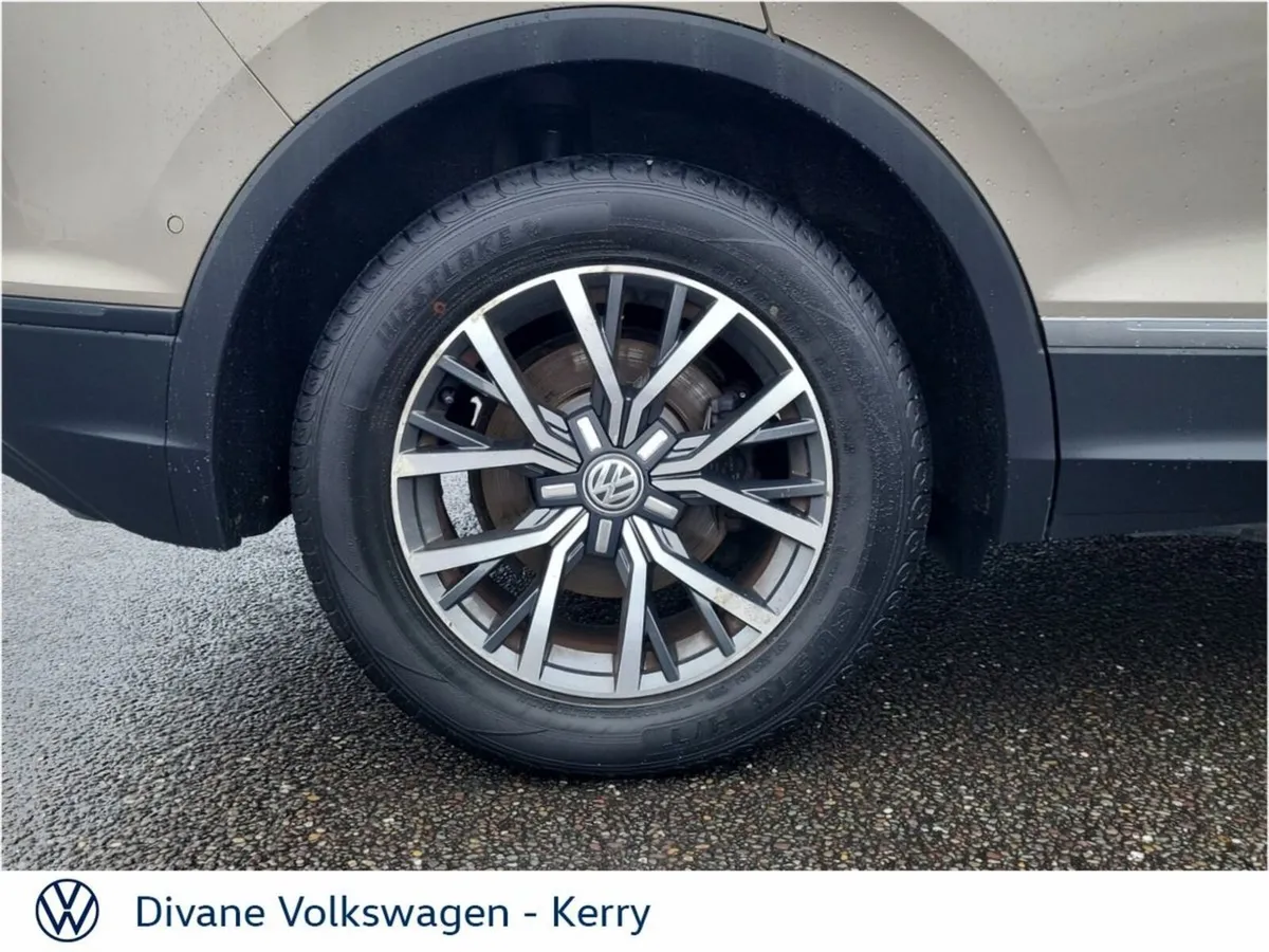 Volkswagen Tiguan SUV, Diesel, 2017, Beige