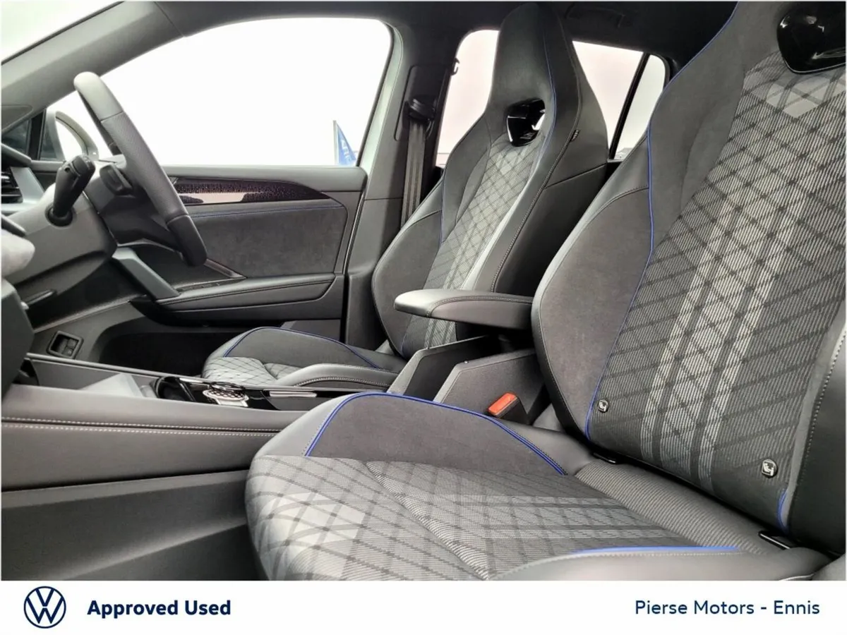 Volkswagen Tayron Estate, Petrol Plug-in Hybrid, 2026, Silver