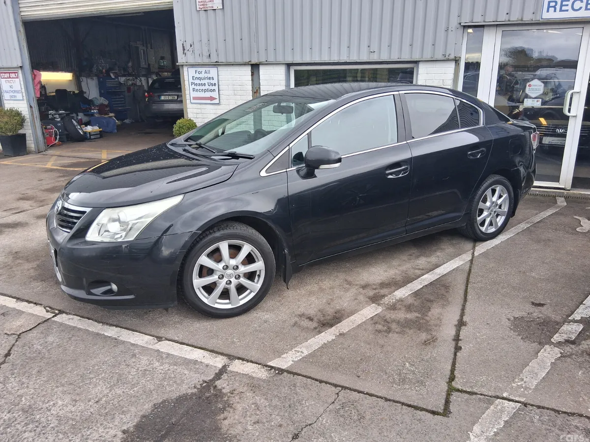 Toyota Avensis Saloon, Diesel, 2011, Black