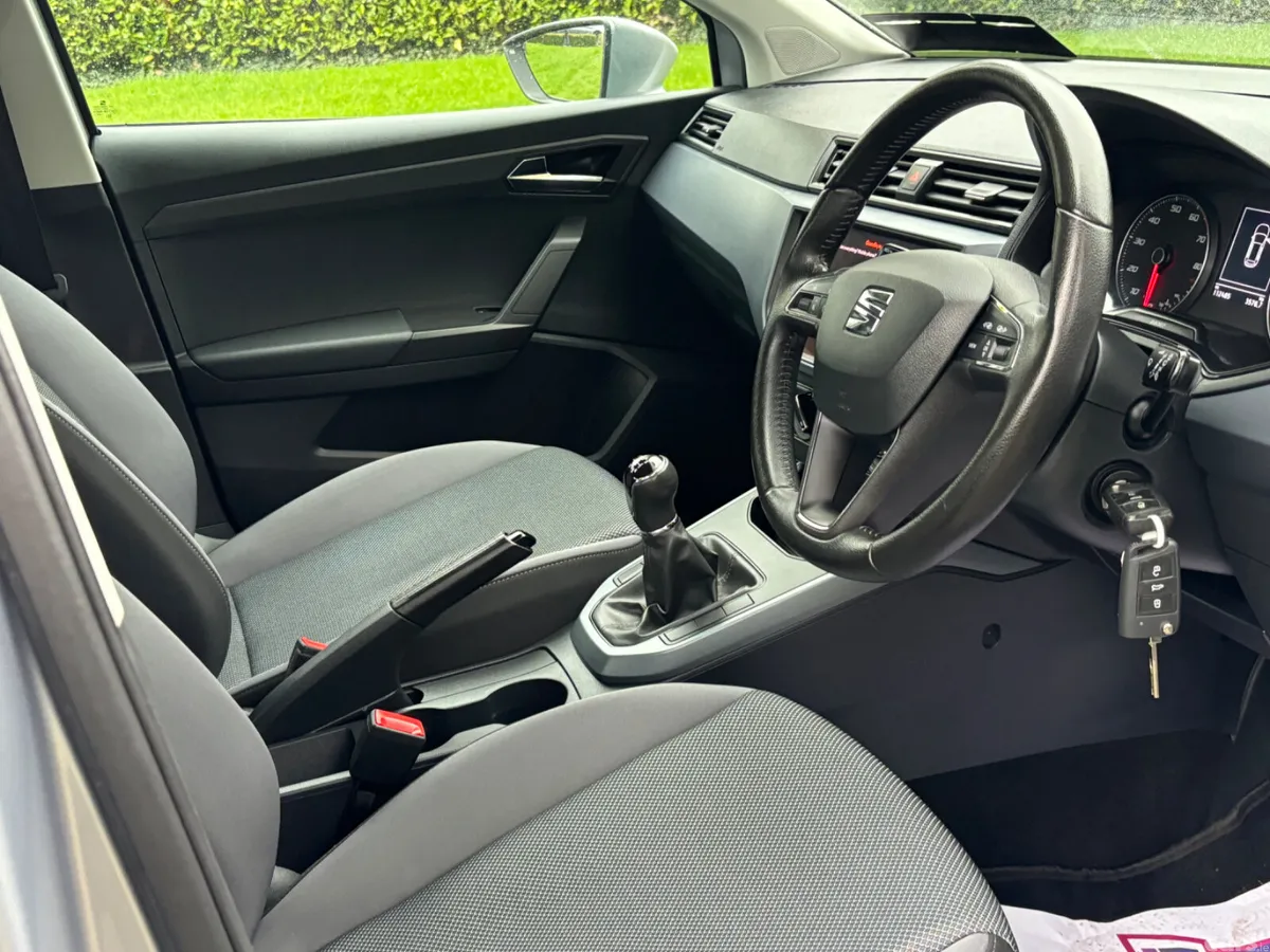 SEAT Arona SUV, Petrol, 2021, Grey