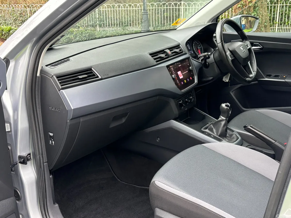 SEAT Arona SUV, Petrol, 2021, Grey