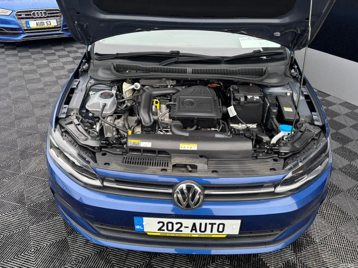 Volkswagen Polo Hatchback, Petrol, 2020, Blue