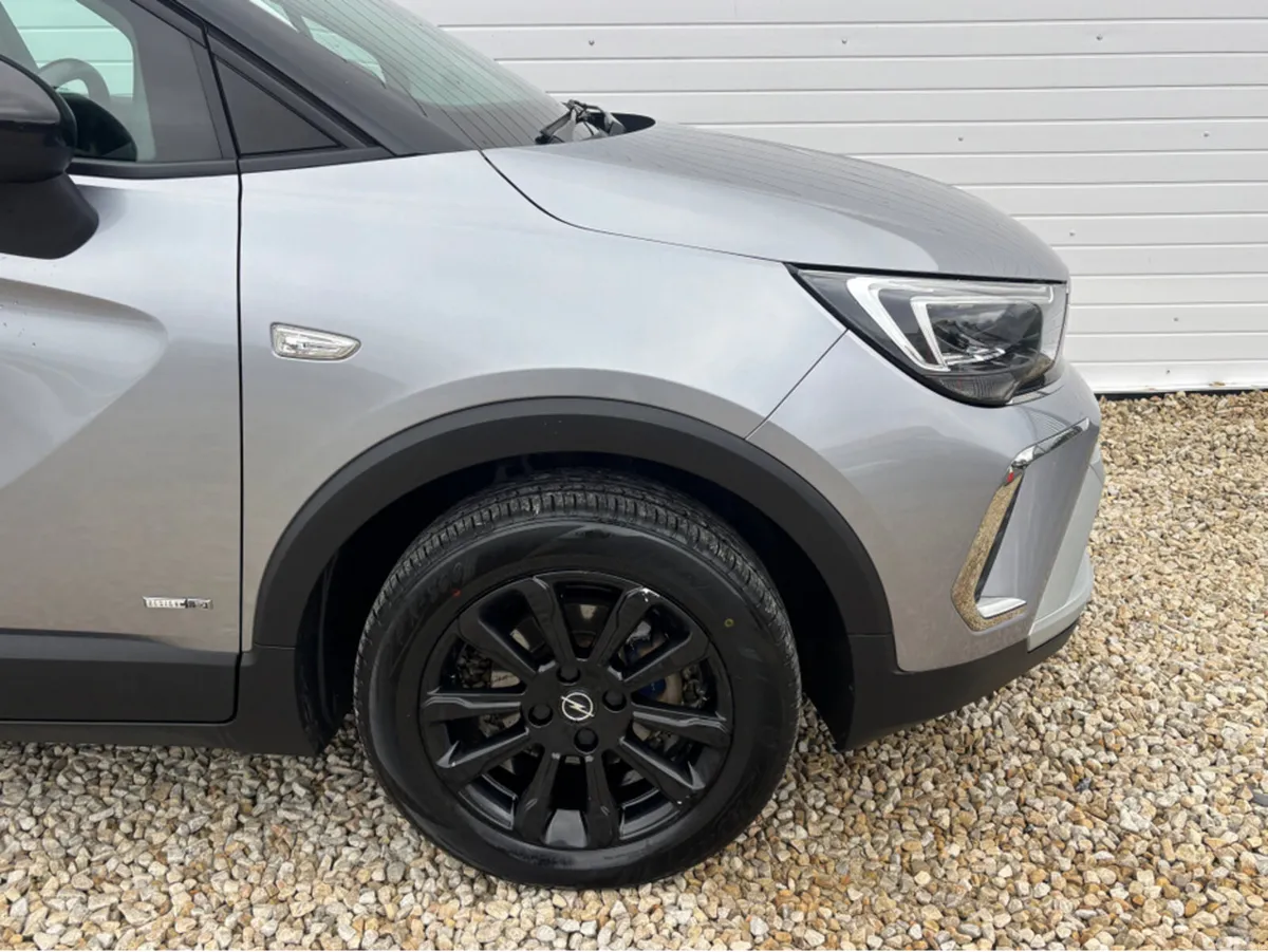 Opel Crossland X MPV, Diesel, 2022, Grey