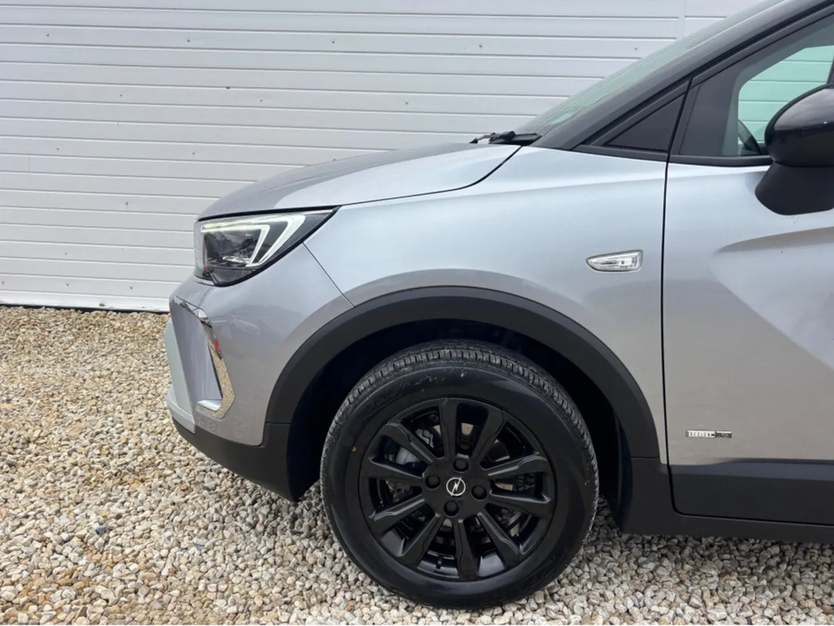 Opel Crossland X MPV, Diesel, 2022, Grey