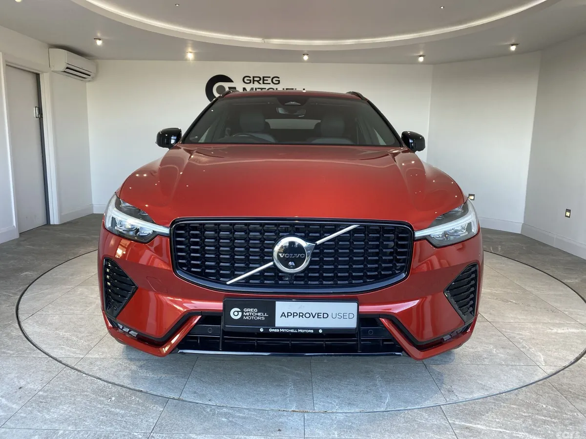 Volvo XC60 SUV, Diesel Hybrid, 2023, Red