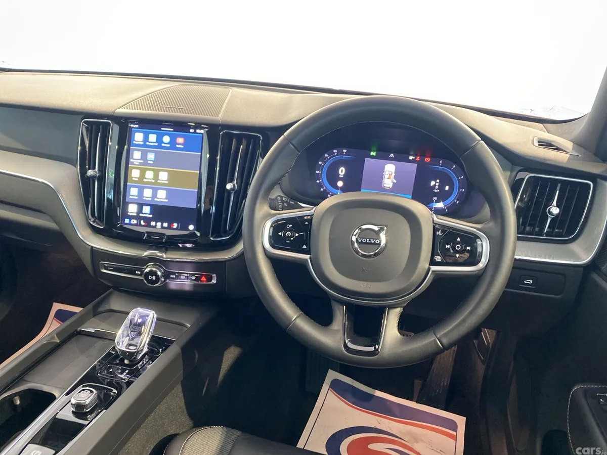 Volvo XC60 SUV, Diesel Hybrid, 2023, Red