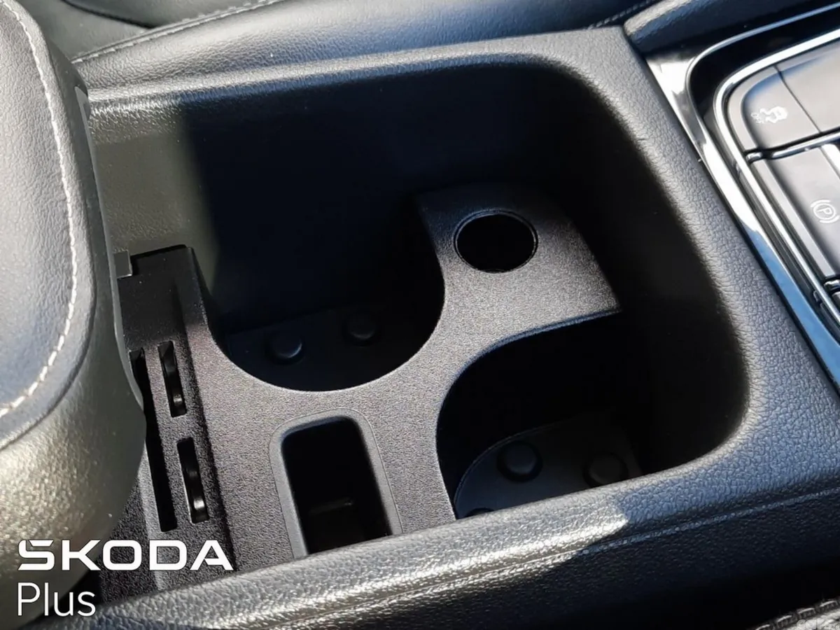 Skoda Kodiaq MPV, Diesel, 2024, Blue