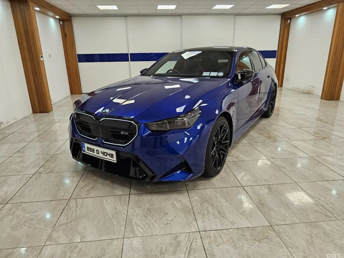 BMW M5 Saloon, Petrol Plug-in Hybrid, 2025, Blue