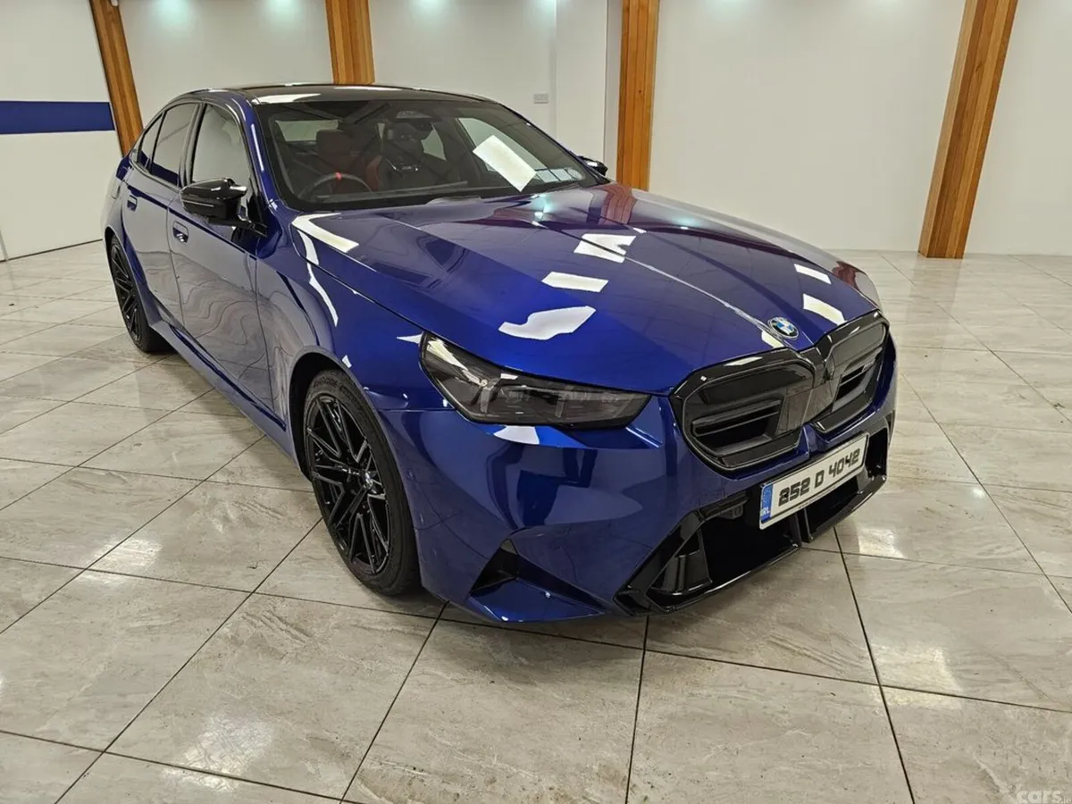 BMW M5 Saloon, Petrol Plug-in Hybrid, 2025, Blue
