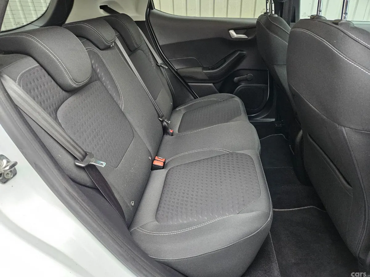 Ford Fiesta Hatchback, Petrol, 2019, White