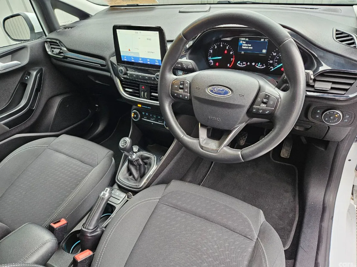 Ford Fiesta Hatchback, Petrol, 2019, White