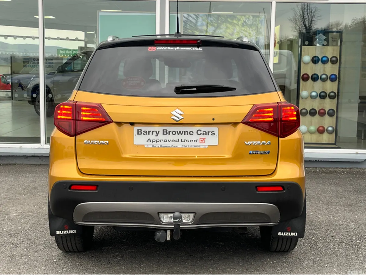 Suzuki Vitara SUV, Petrol Hybrid, 2024, Yellow