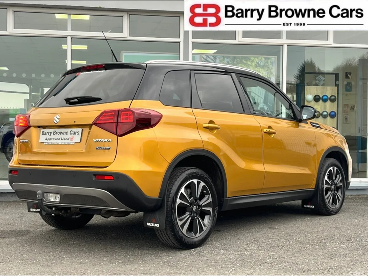 Suzuki Vitara SUV, Petrol Hybrid, 2024, Yellow