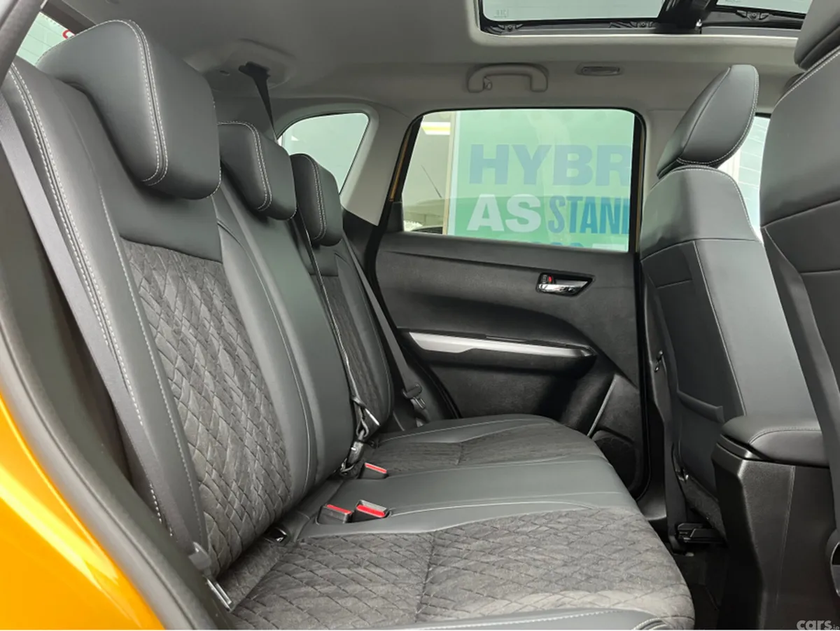 Suzuki Vitara SUV, Petrol Hybrid, 2024, Yellow