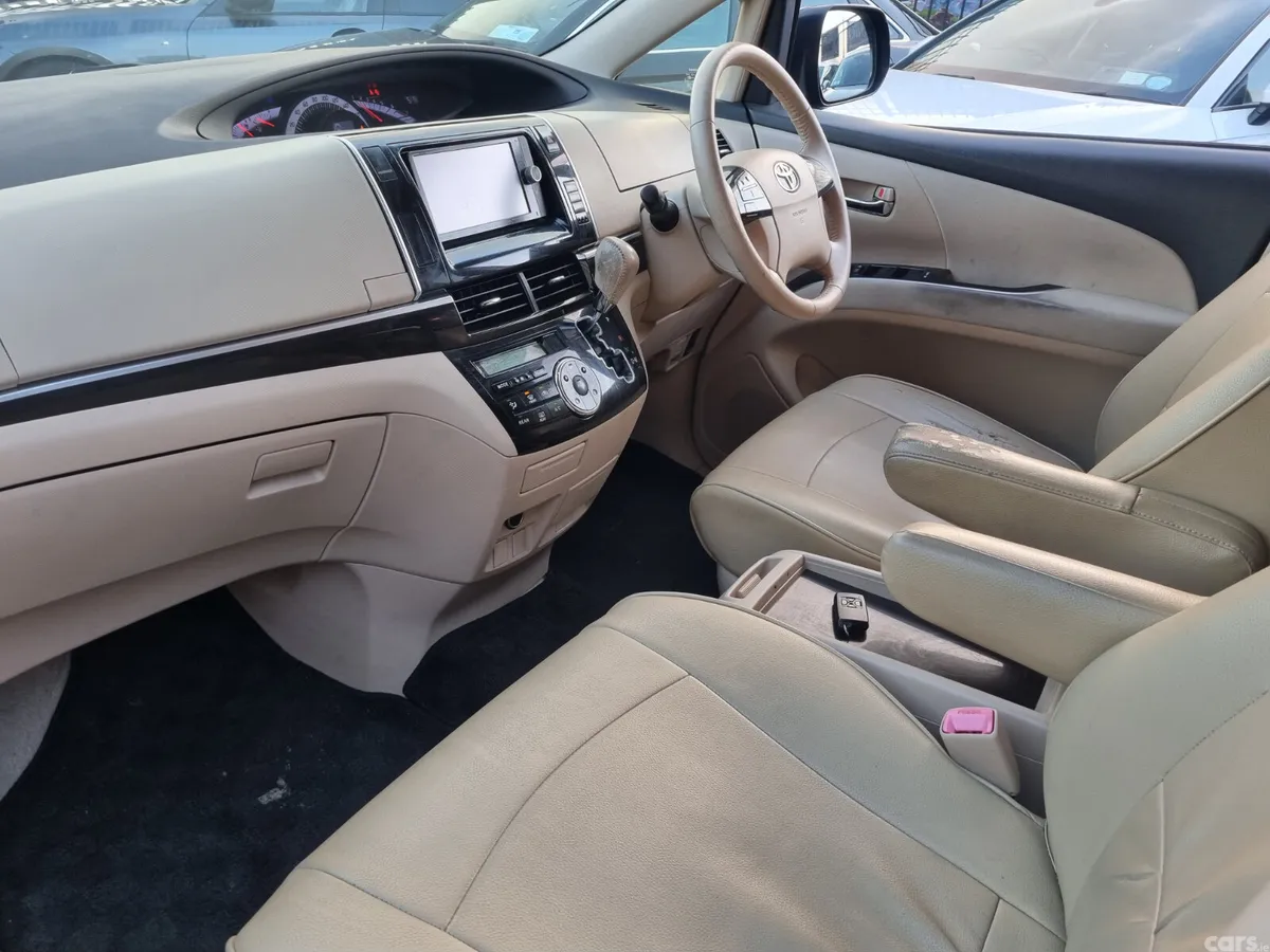 Toyota Estima MPV, Petrol, 2012, Purple