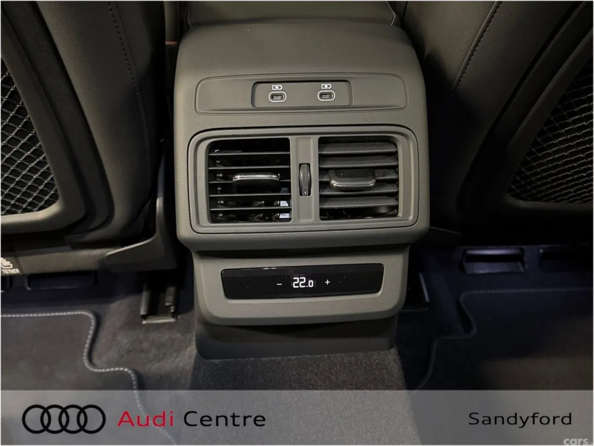 Audi Q5 SUV, Petrol Plug-in Hybrid, 2026, Grey