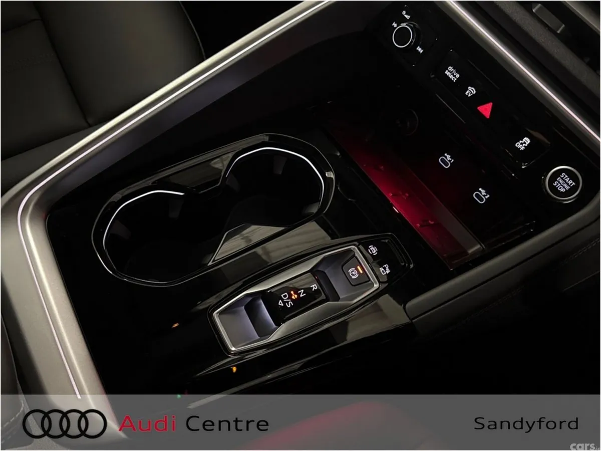 Audi Q5 SUV, Petrol Plug-in Hybrid, 2026, Grey