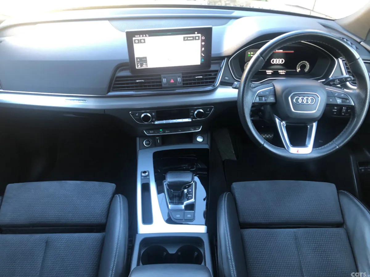 Audi Q5 SUV, Petrol Plug-in Hybrid, 2021, Black