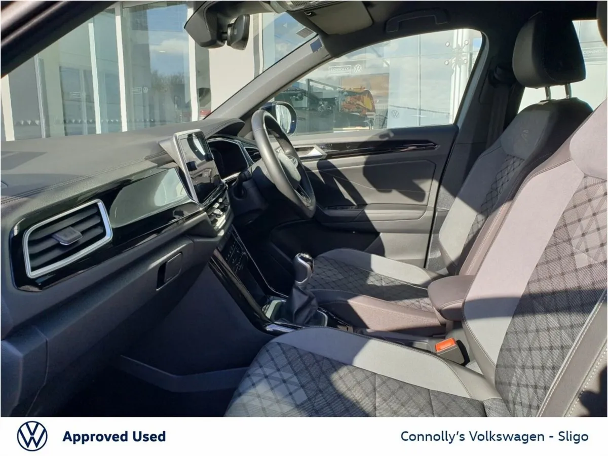 Volkswagen T-Roc SUV, Diesel, 2024, Silver