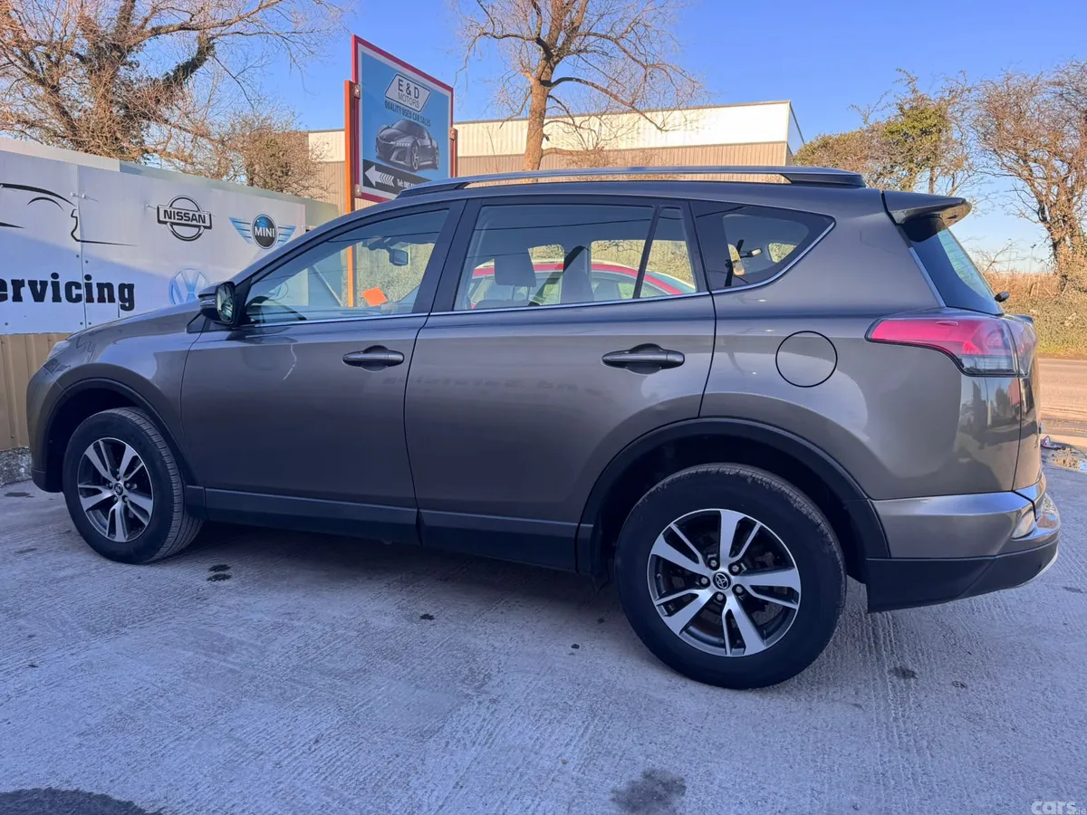 Toyota RAV4 SUV, Diesel, 2016, Bronze