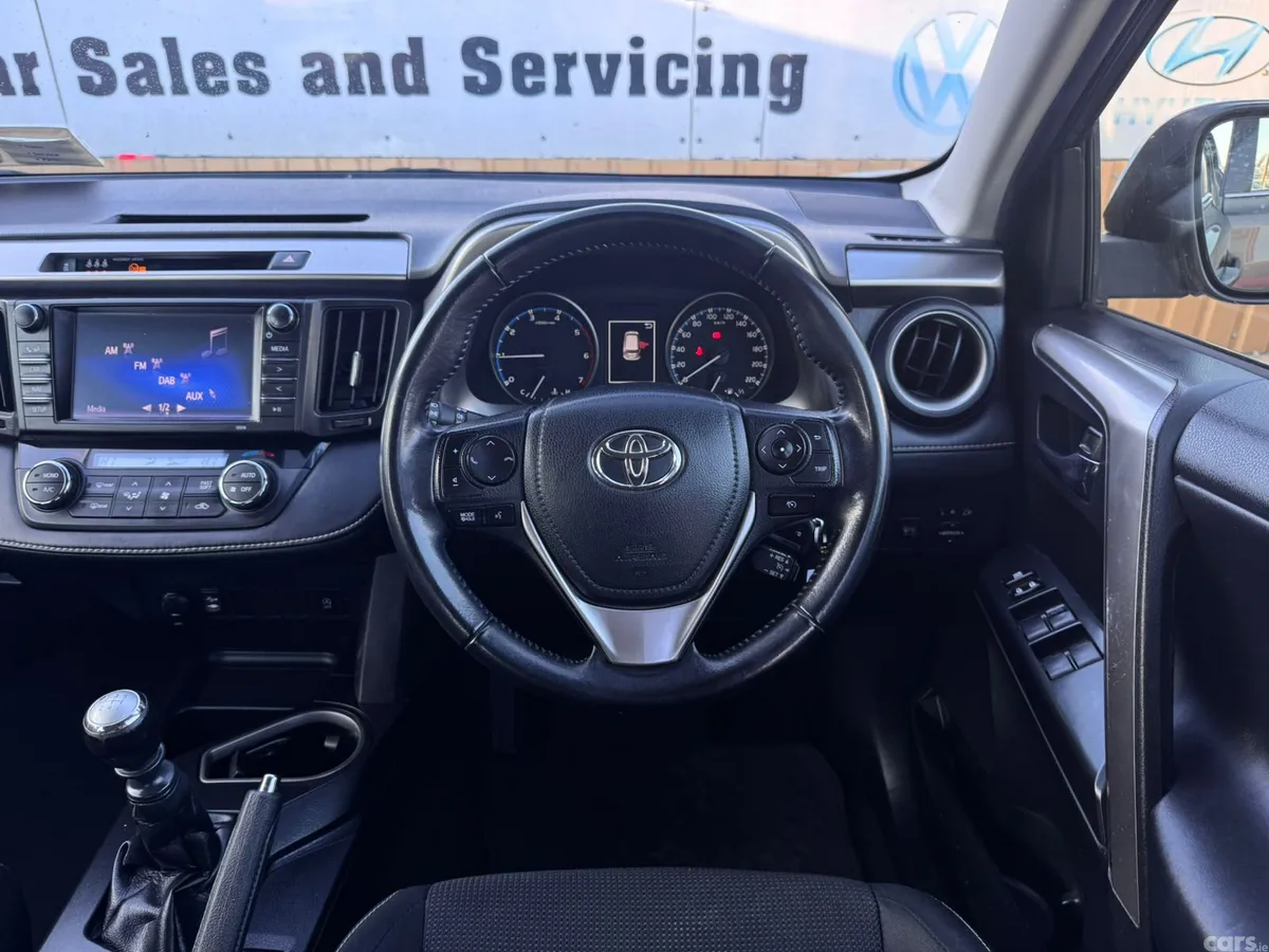 Toyota RAV4 SUV, Diesel, 2016, Bronze