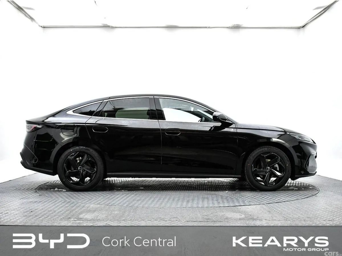 BYD Seal 6 Saloon, Petrol Plug-in Hybrid, 2027, Black