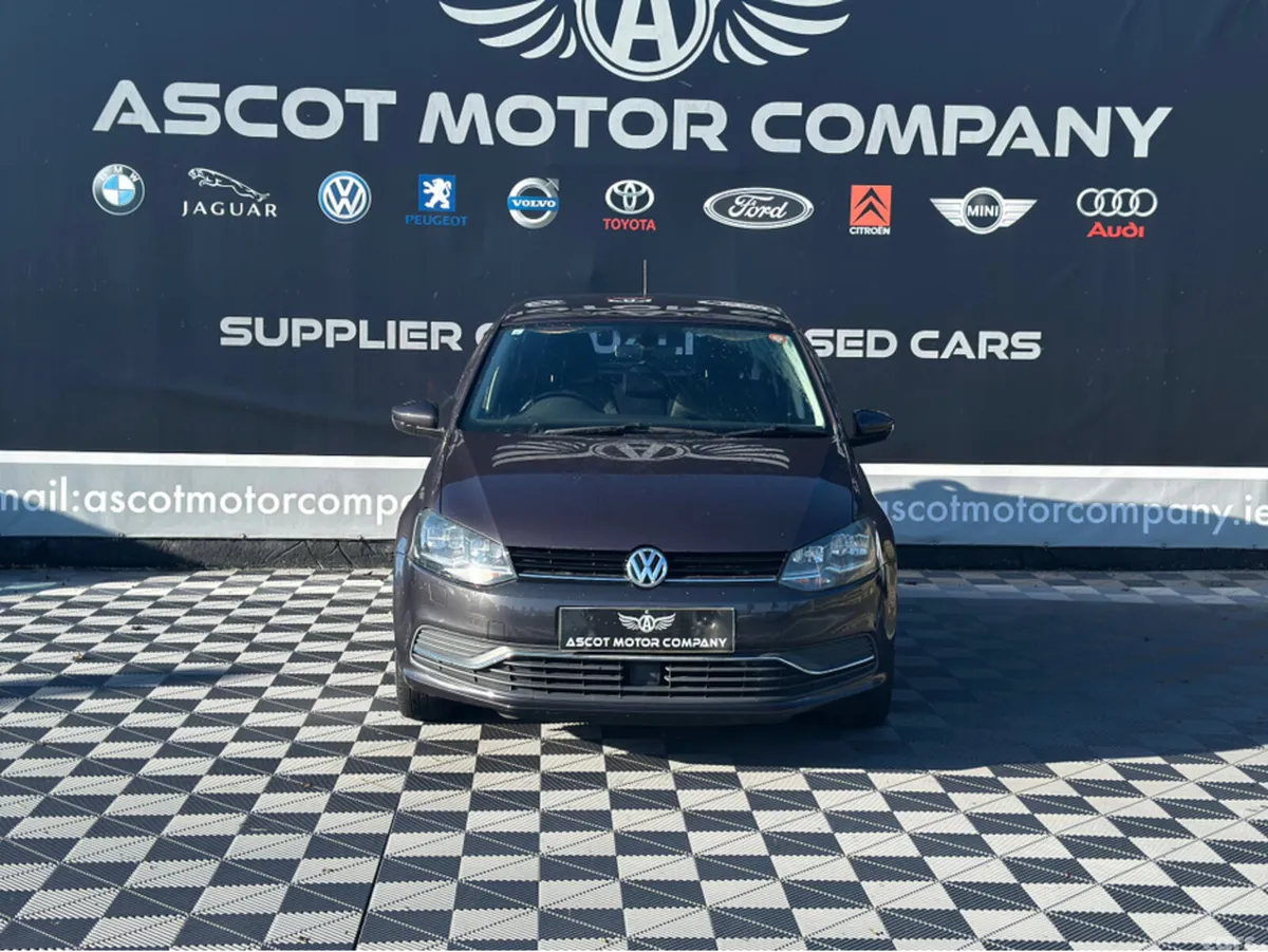 Volkswagen Polo Hatchback, Petrol, 2015, Purple