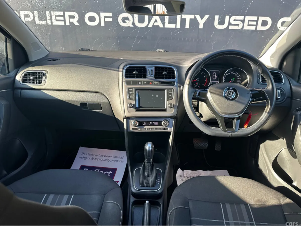 Volkswagen Polo Hatchback, Petrol, 2015, Purple