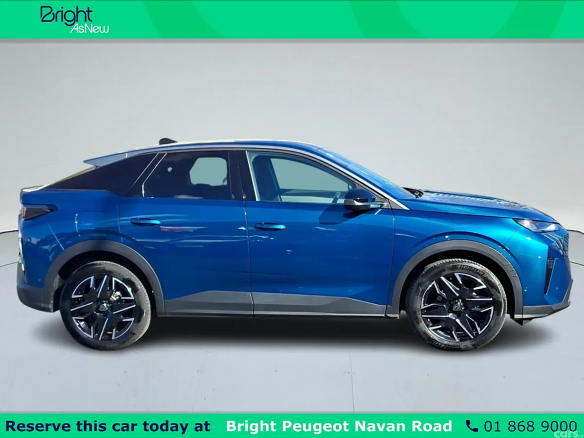 Peugeot 3008 MPV, Petrol, 2025, Blue