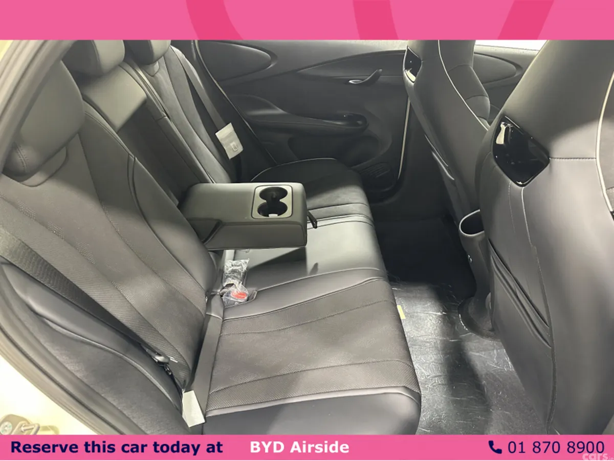 BYD DOLPHIN SUV, Electric, 2026, White