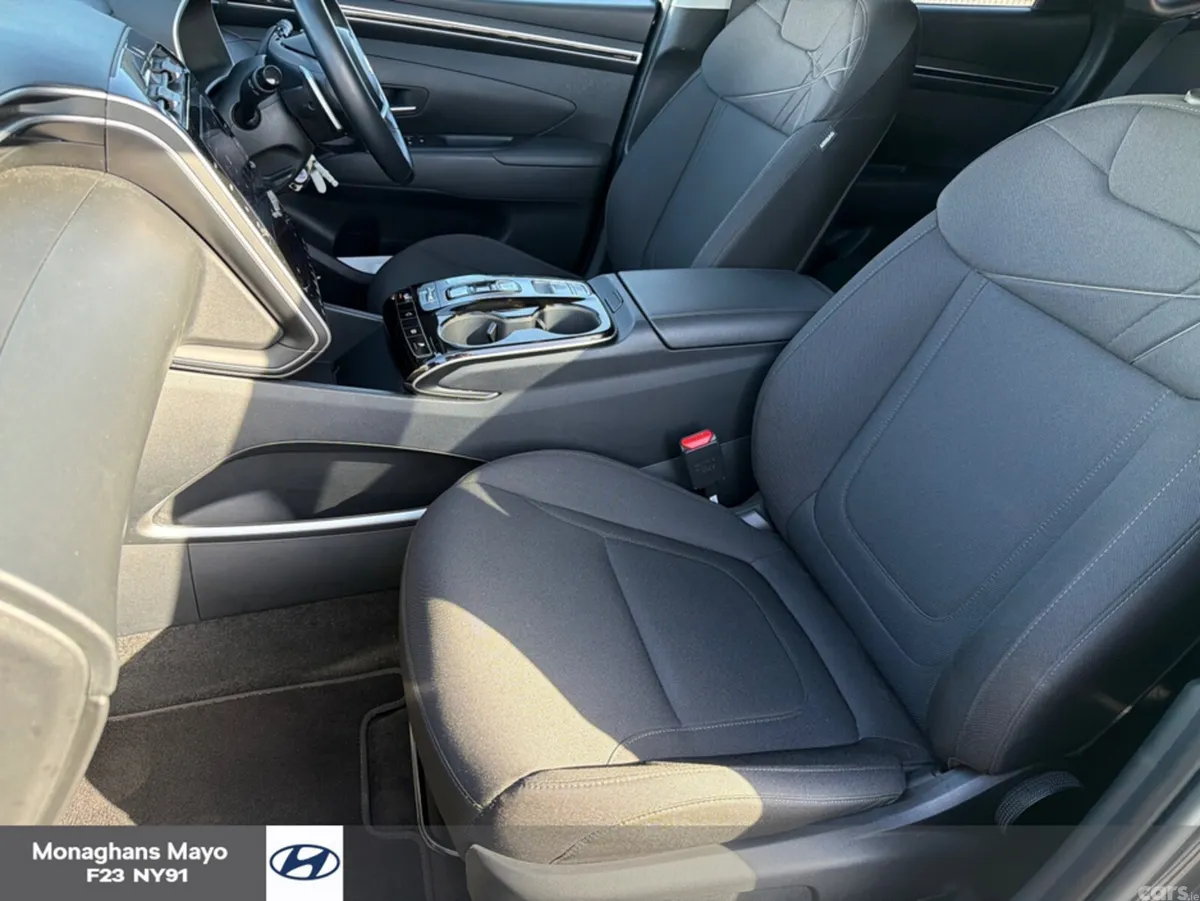 Hyundai Tucson MPV, Petrol Hybrid, 2024, Grey