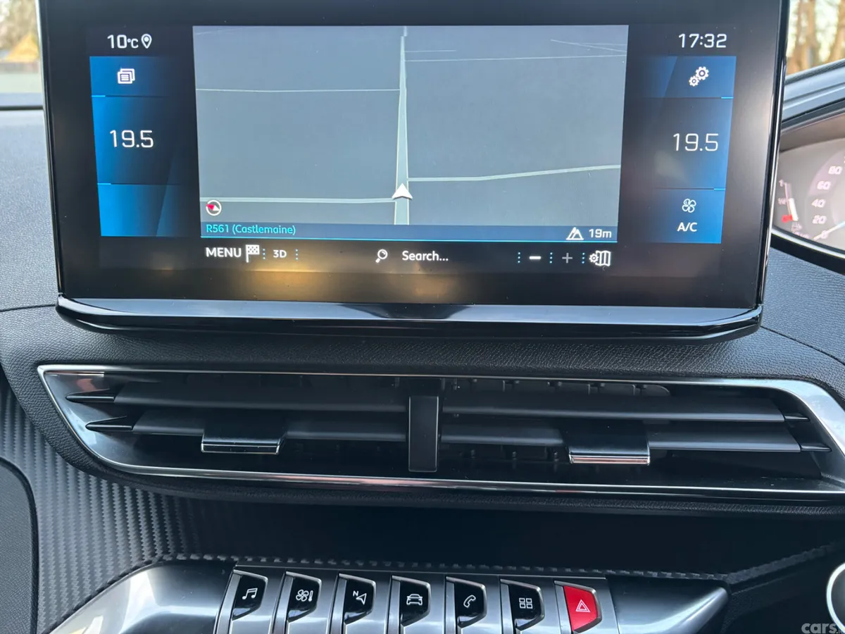 Peugeot 5008 MPV, Petrol Hybrid, 2024, Grey