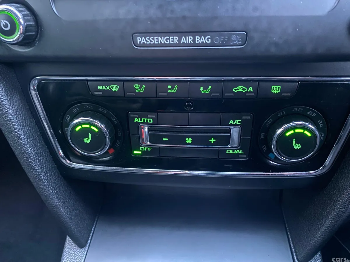 Skoda Superb Estate, Diesel, 2014, Black