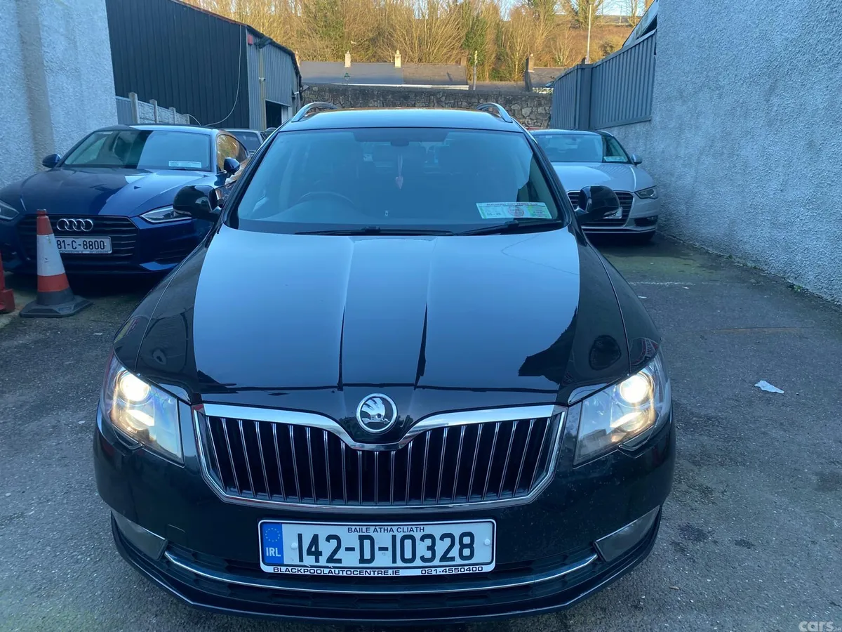Skoda Superb Estate, Diesel, 2014, Black