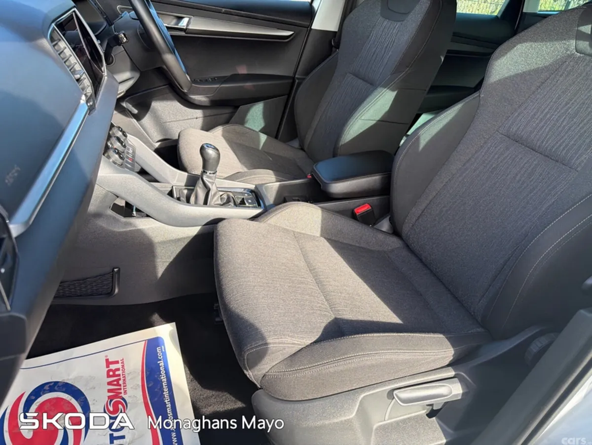 Skoda Karoq Estate, Diesel, 2019, Grey