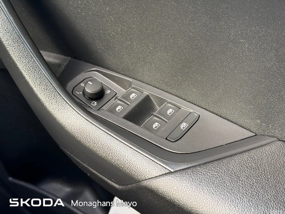 Skoda Karoq Estate, Diesel, 2019, Grey