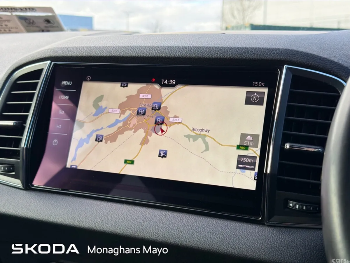Skoda Karoq Estate, Diesel, 2019, Grey