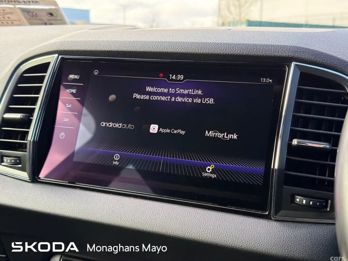 Skoda Karoq Estate, Diesel, 2019, Grey