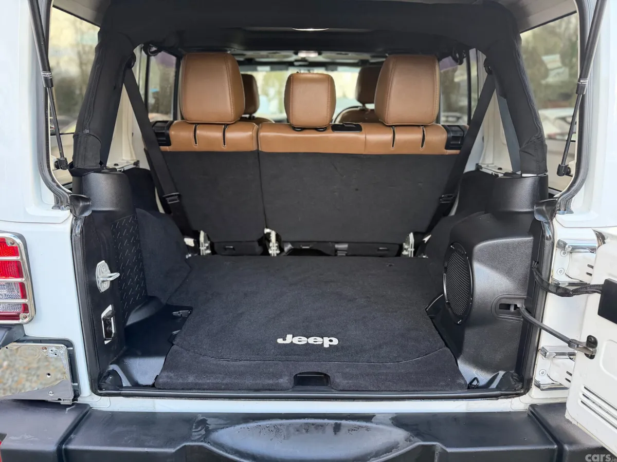 Jeep Wrangler SUV, Petrol, 2014, White