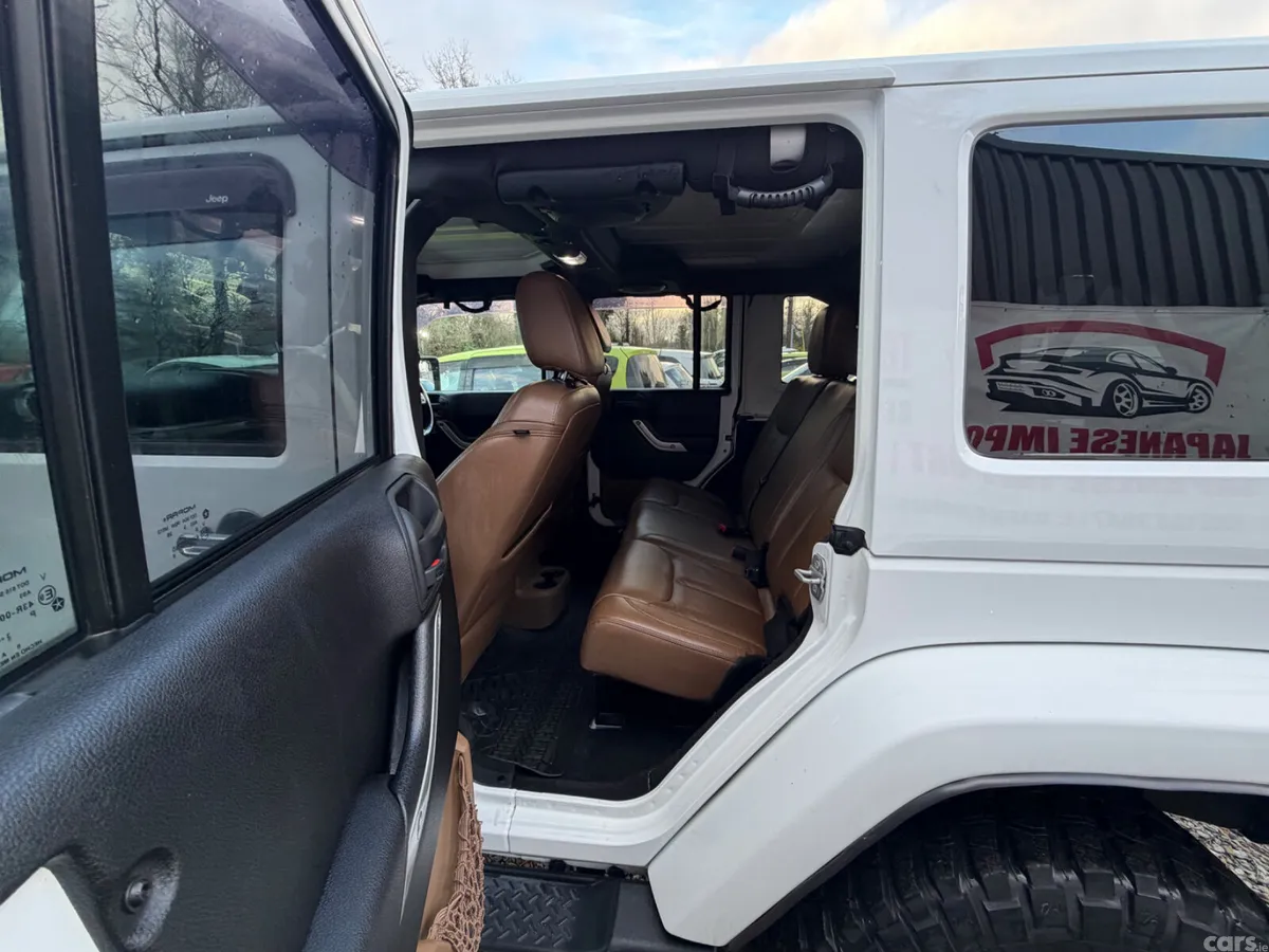 Jeep Wrangler SUV, Petrol, 2014, White