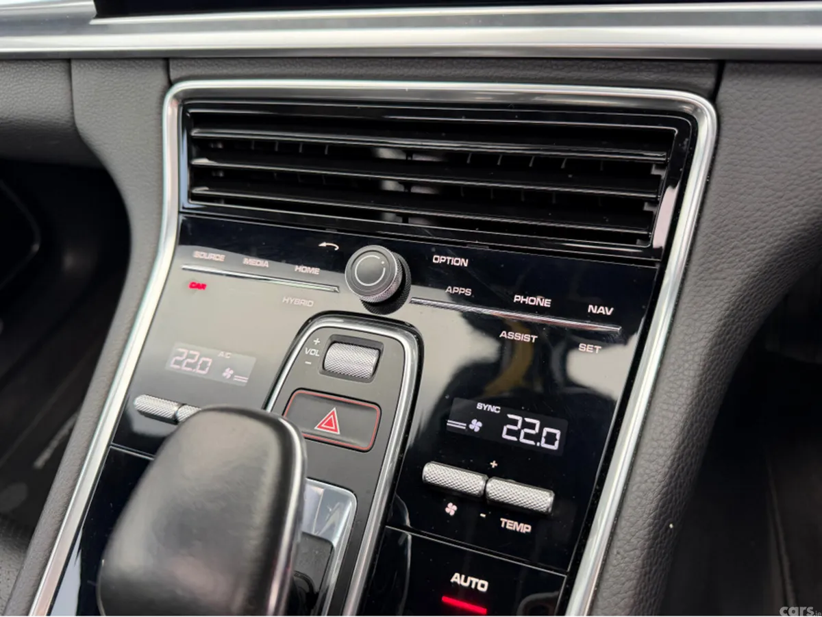 Porsche Panamera Estate, Petrol Plug-in Hybrid, 2020, Black