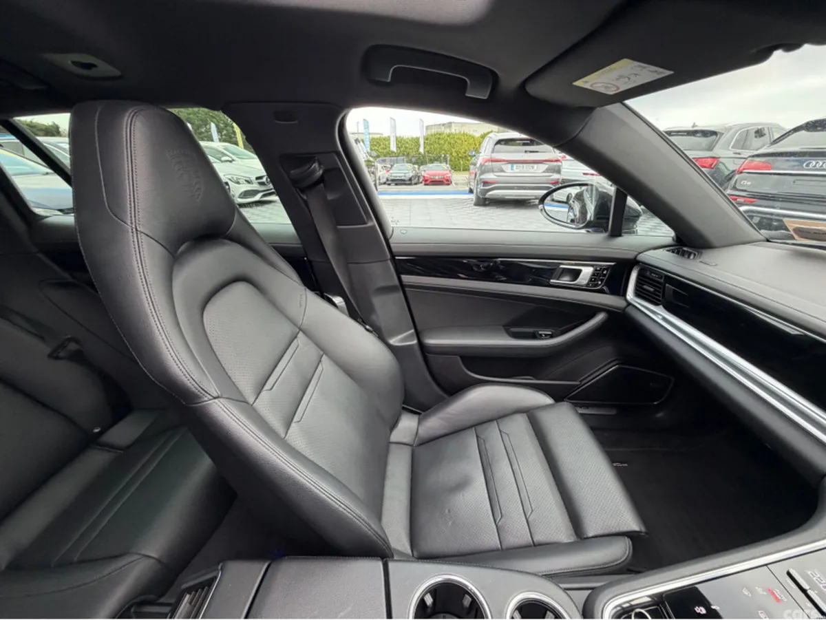 Porsche Panamera Estate, Petrol Plug-in Hybrid, 2020, Black