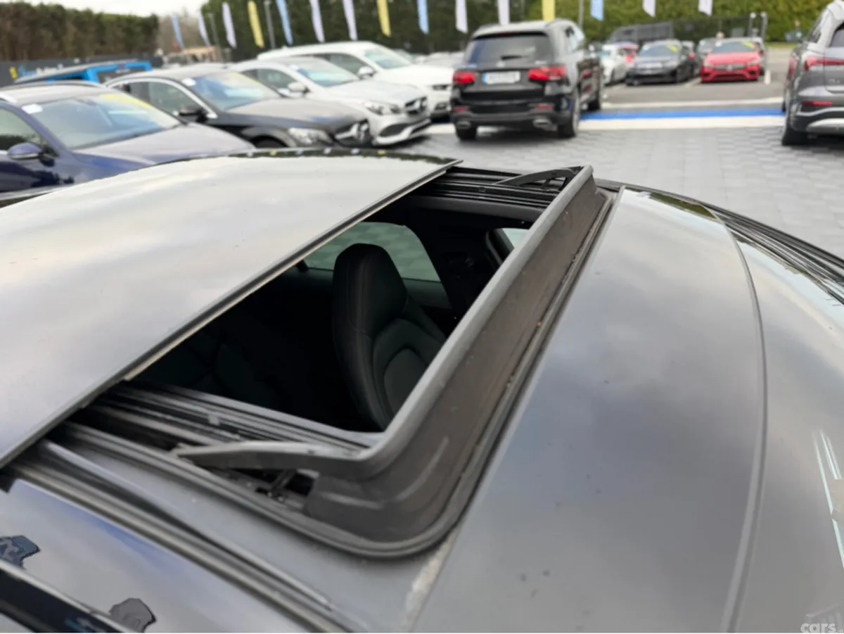 Porsche Panamera Estate, Petrol Hybrid, 2020, Black