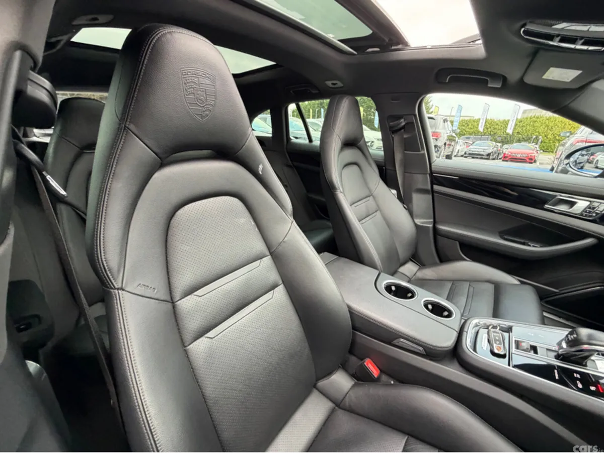 Porsche Panamera Estate, Petrol Hybrid, 2020, Black