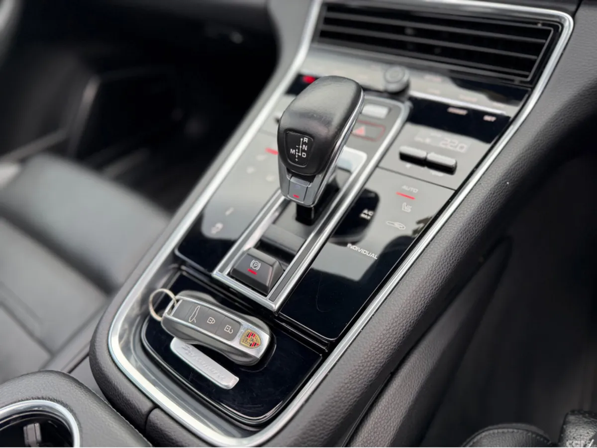 Porsche Panamera Estate, Petrol, 2020, Black