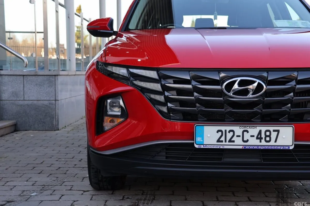 Hyundai Tucson SUV, Petrol Hybrid, 2021, Red