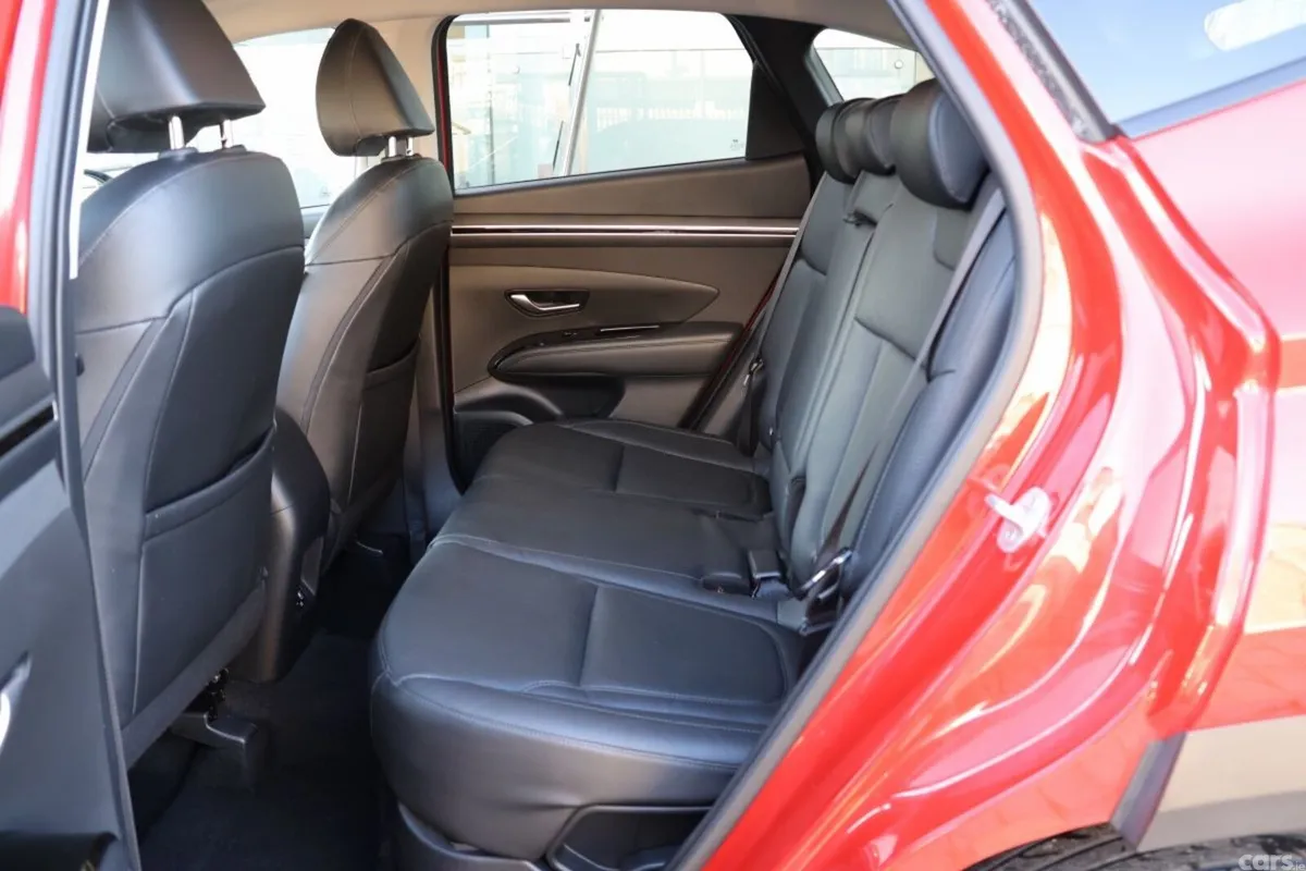 Hyundai Tucson SUV, Petrol Hybrid, 2021, Red